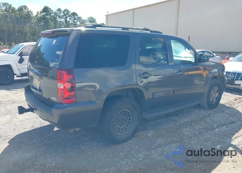 2010 Chevrolet Tahoe Ls z USA, uszkodzony, nr VIN 1GNUCAE0XAR280862